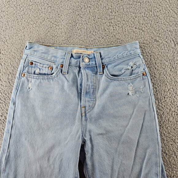 Levis Premium Jeans Women‎ 25 (23x27) Blue Wedgie Straight Distressed Light Wash - Picture 2 of 16